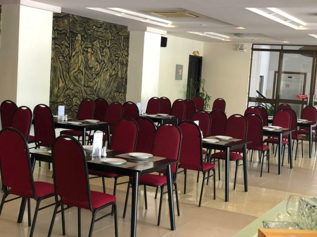 צ'או דוק Chau Pho Hotel מראה חיצוני תמונה